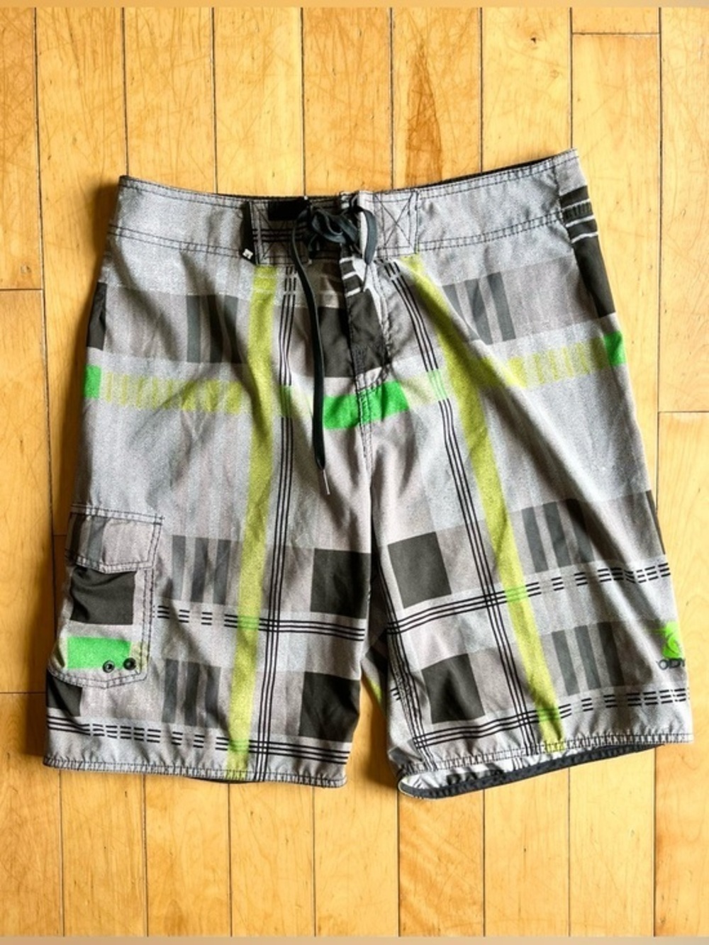 Body Glove Men’s Plaid Board Shorts SwimTrunks– Size 32